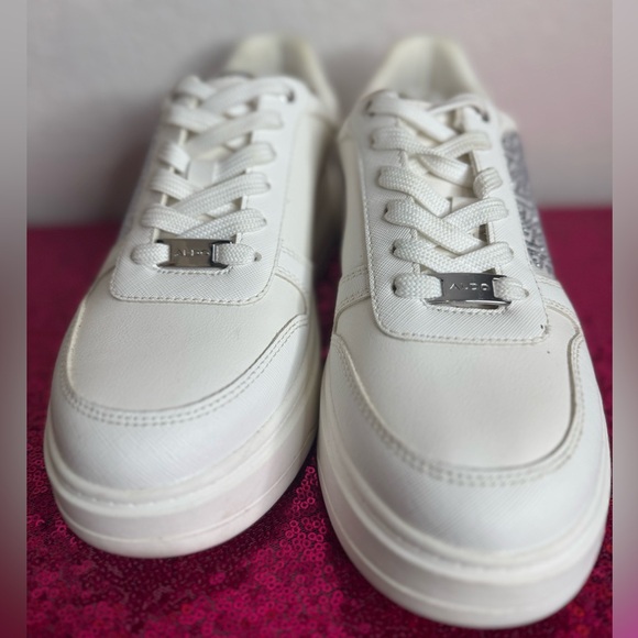 ALDO 🤍 Women's White & Silver Rhinestone Sneakers (Size 9) 🏷️ NEW w TAGS - Picture 11 of 15
